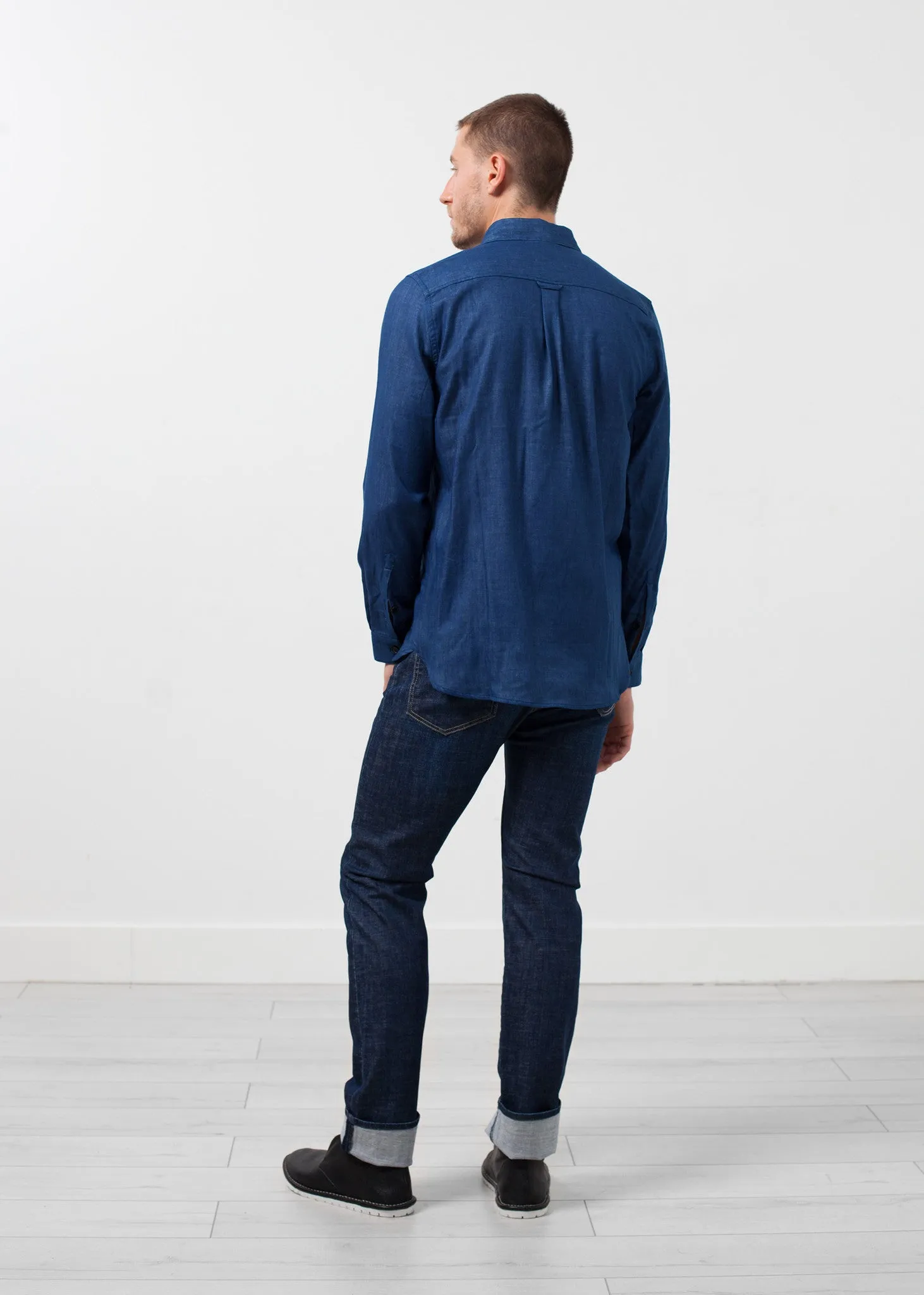 Casual Indigo Shirt - Fashionable Choice