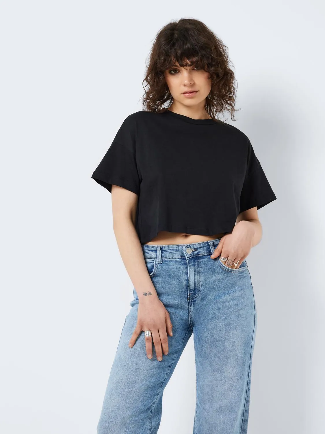 Cropped Black Tee