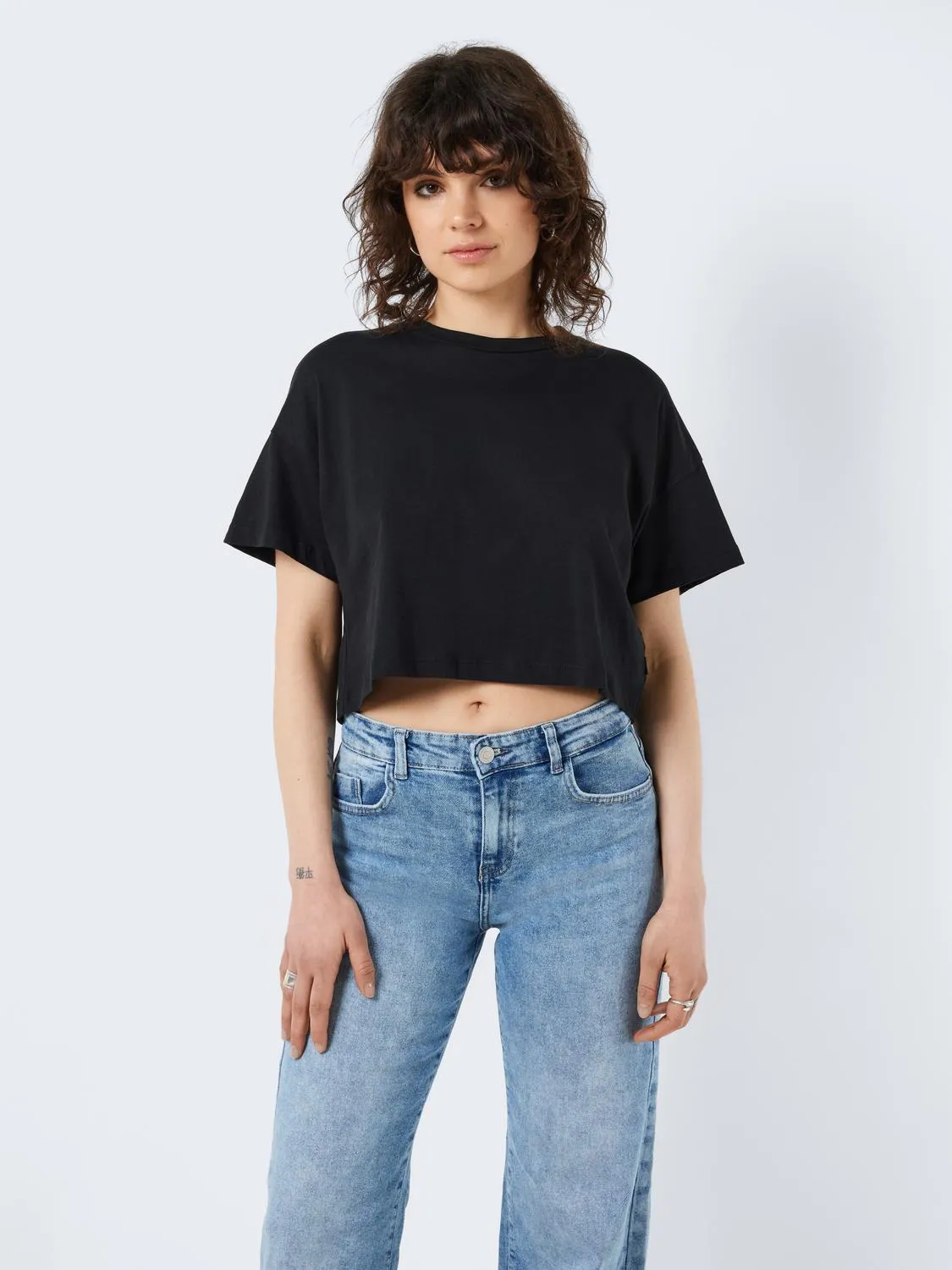 Cropped Black Tee