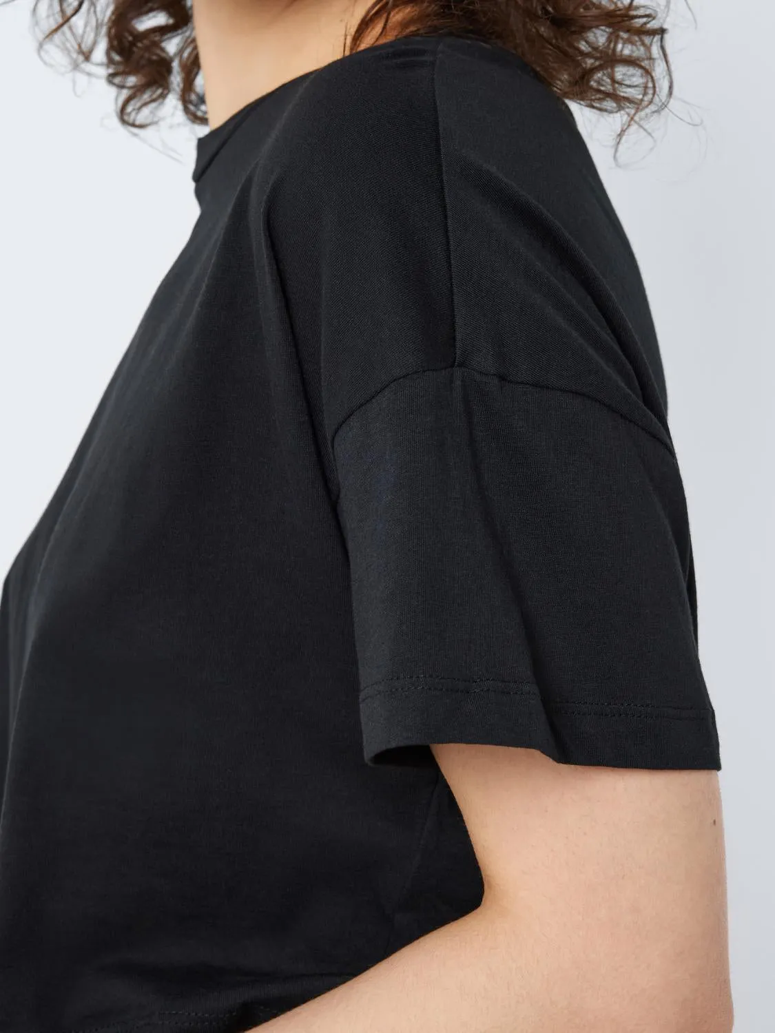 Cropped Black Tee