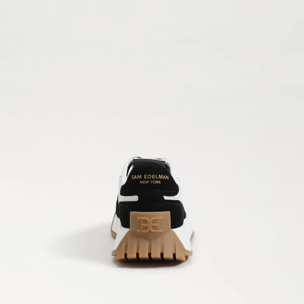 Layla Sneaker