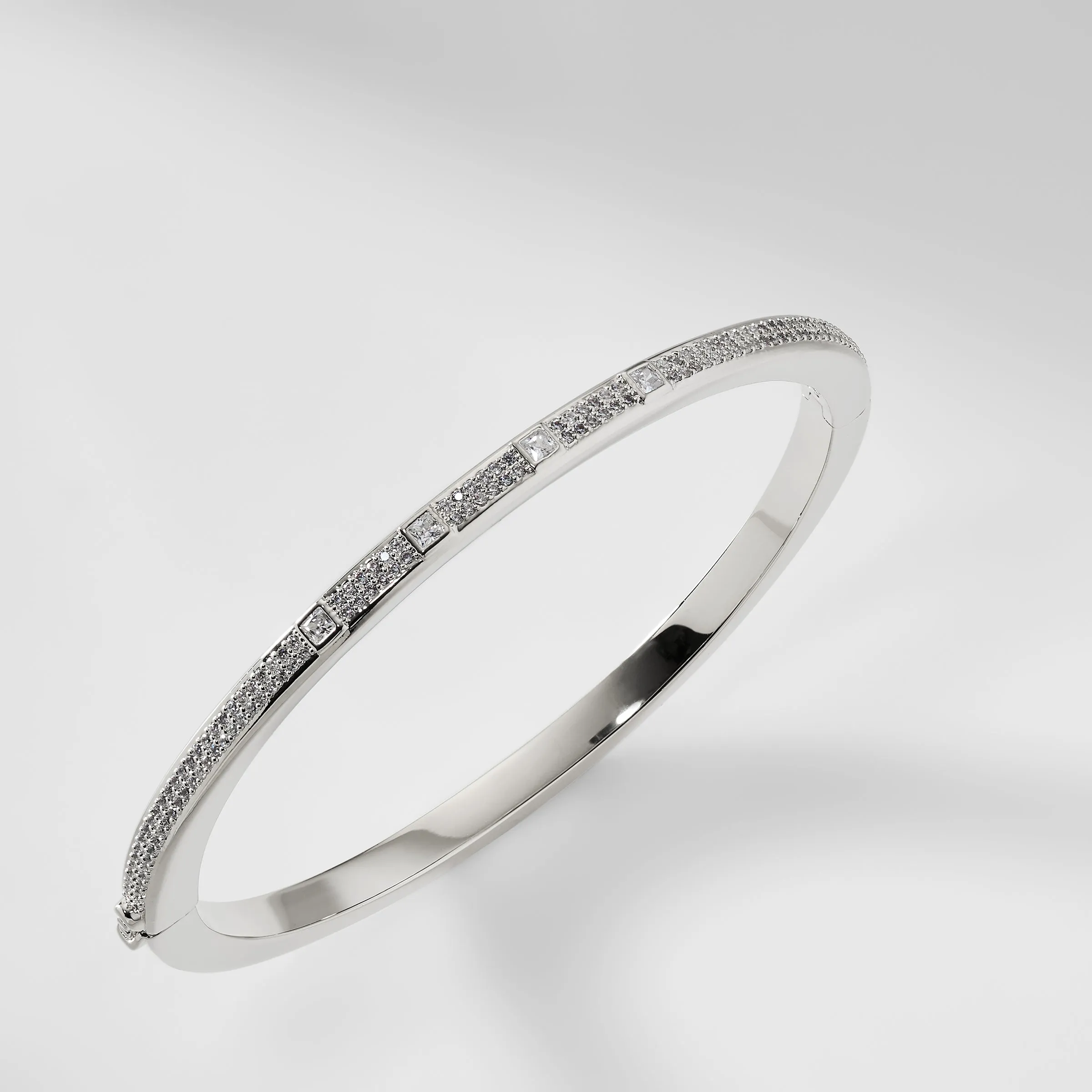SUPERSTACK PAVE HINGE BRACELET