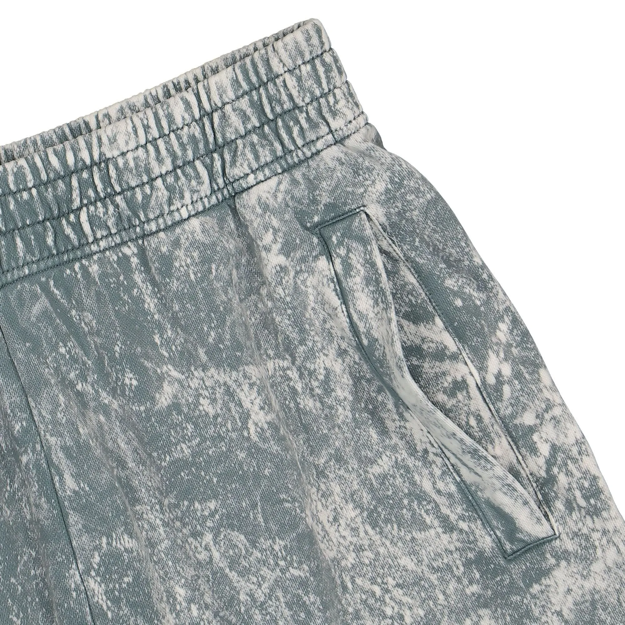 Tempera Out Pewter Shorts