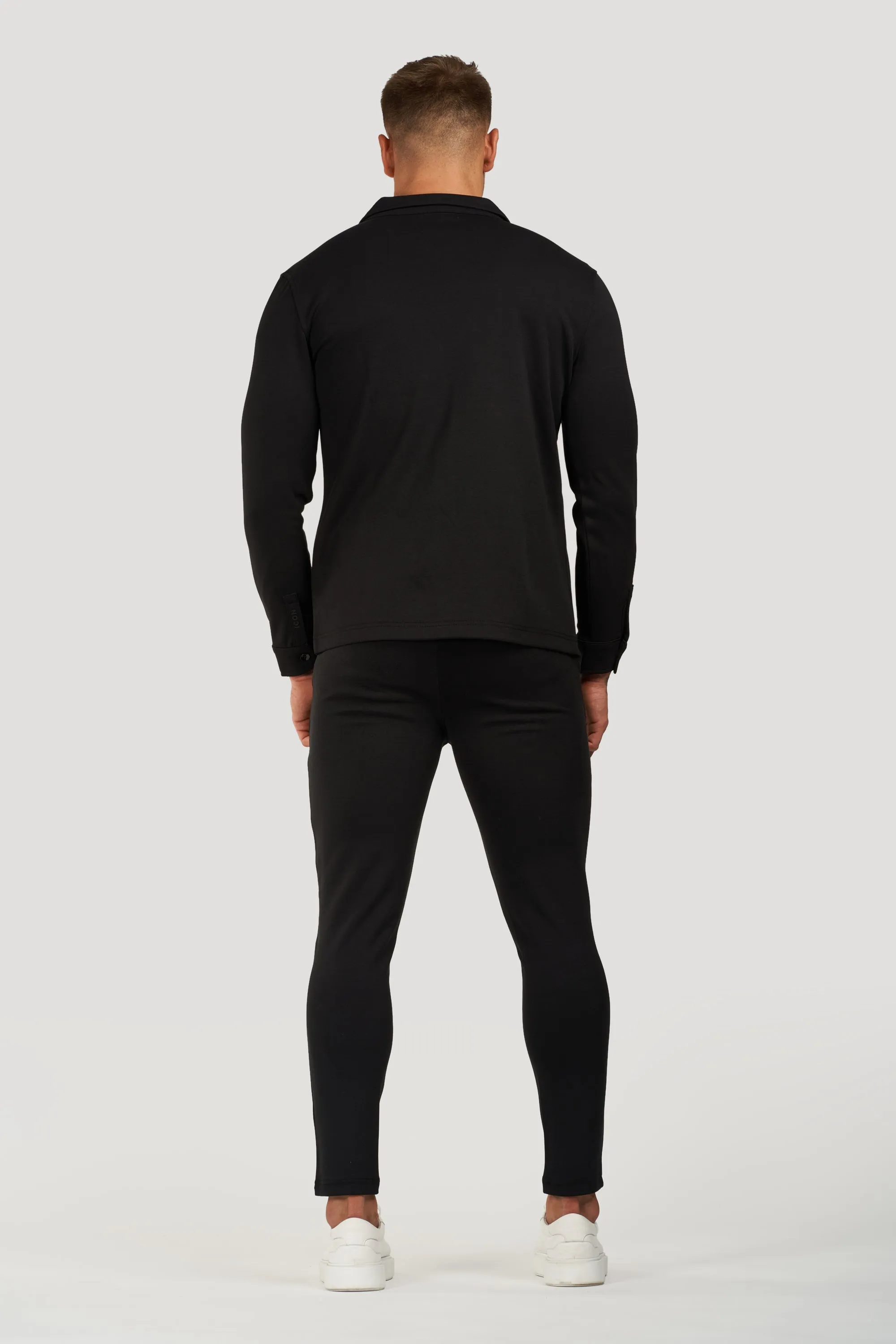 THE ATHLETIC JOGGER