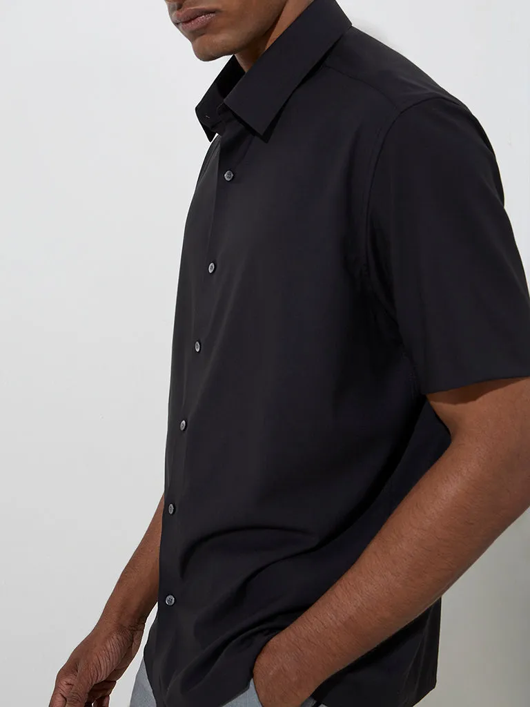 WES Formals Black Solid Slim-Fit Shirt